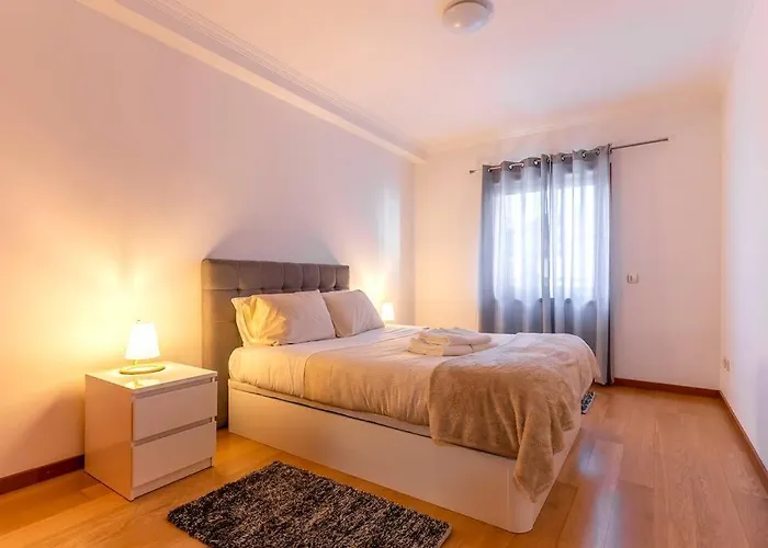 Апартаменты Pereira's Apartment- Free Garage *