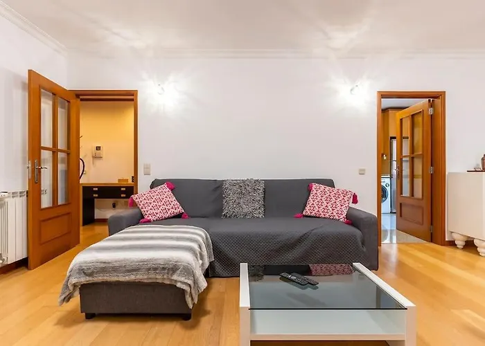 Pereira's Apartment- Free Garage Авейру